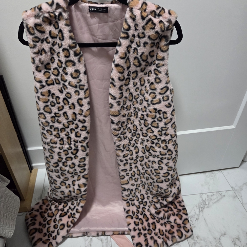 Pink Leopard Print Faux Fur Vest Size Medium